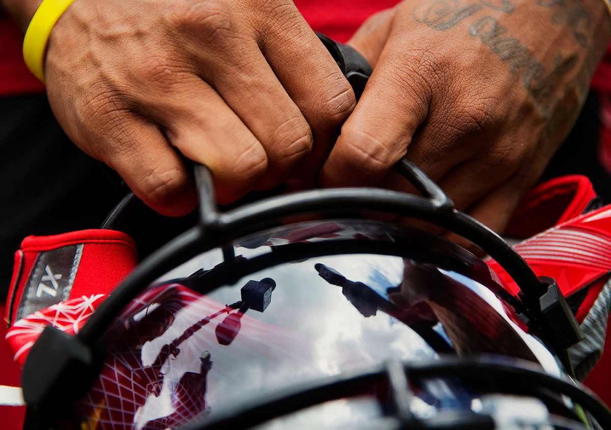 2016-0728-Atlanta-Falcons-training-camp-Devonta-Freeman.jpg